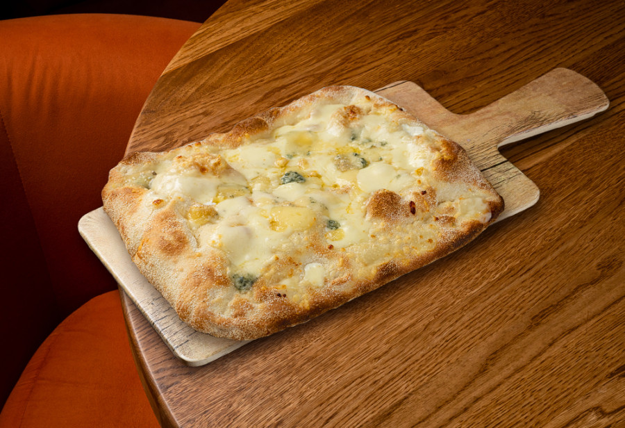 Римская пицца  Кватро Формаджи